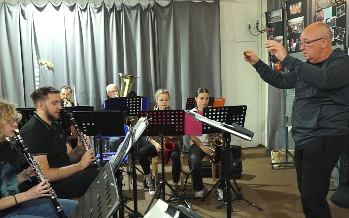 orkiestra-1759499666.jpg