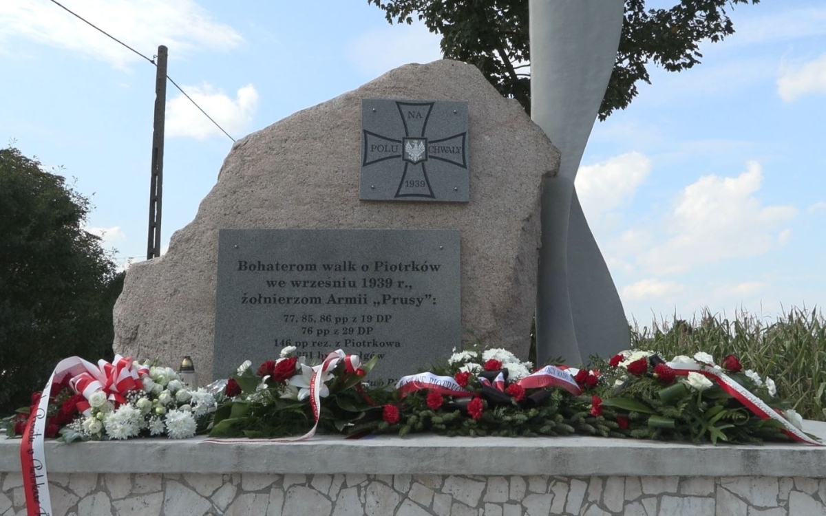 pomnik-1757076847.jpg